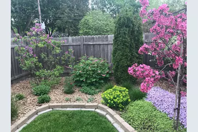 1285 Roselawn Avenue W, Roseville, MN 55113 - Photo 25