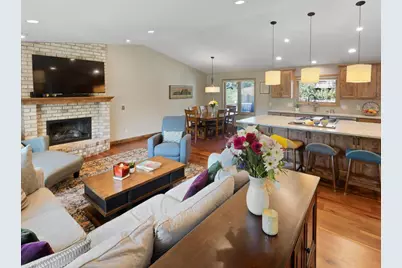 6460 Fallbrook Road, Eden Prairie, MN 55344 - Photo 3