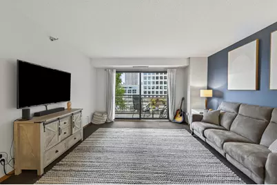 66 9th Street E #1313, Saint Paul, MN 55101 - Photo 3