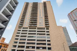 66 9th St E, Saint Paul, MN 55101 - Photo 29