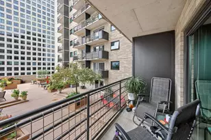 66 9th St E, Saint Paul, MN 55101 - Photo 15