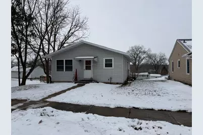 140 2nd Avenue SW, Spring Grove, MN 55974 - Photo 1