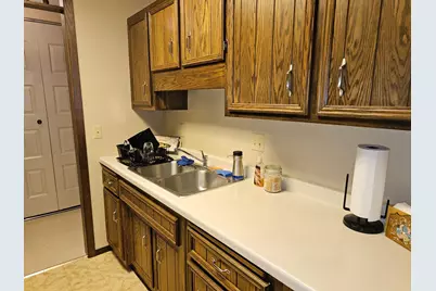 1437 Broadway N #101, Fargo, ND 58102 - Photo 9