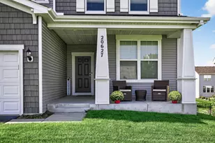 20627 Granville Ln, Lakeville, MN 55044 - Photo 3