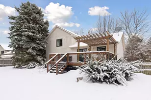 9392 Cortland Rd, Woodbury, MN 55125 - Photo 39