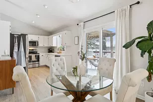 9392 Cortland Rd, Woodbury, MN 55125 - Photo 13