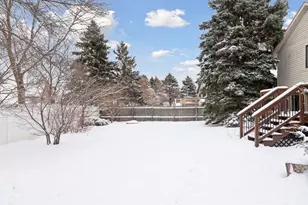 9392 Cortland Rd, Woodbury, MN 55125 - Photo 37