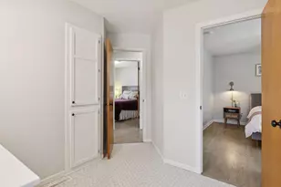 9392 Cortland Rd, Woodbury, MN 55125 - Photo 33