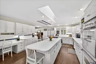 5512 Hillside Ct, Edina, MN 55439 - Photo 25