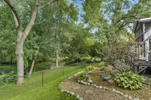 5512 Hillside Ct, Edina, MN 55439 - Photo 43