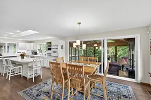 5512 Hillside Ct, Edina, MN 55439 - Photo 19