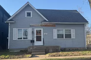 617 24th Ave NE, Minneapolis, MN 55418 - Photo 1