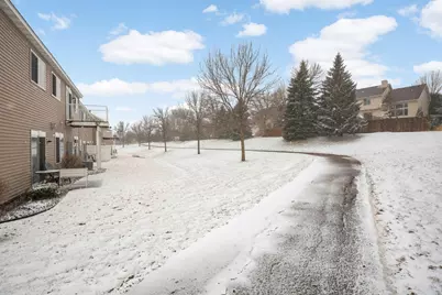 2820 Spy Glass Drive, Chaska, MN 55318 - Photo 25