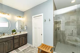 4283 Stone Point Dr NE, Rochester, MN 55906 - Photo 15