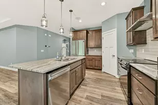 4283 Stone Point Dr NE, Rochester, MN 55906 - Photo 5