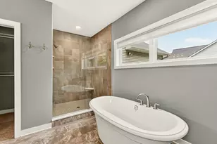 4283 Stone Point Dr NE, Rochester, MN 55906 - Photo 11