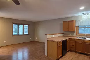 951 W Village Circle SE, Rochester, MN 55904 - Photo 25