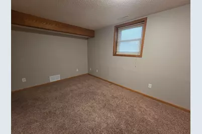 951 W Village Circle SE, Rochester, MN 55904 - Photo 17