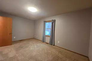 951 W Village Circle SE, Rochester, MN 55904 - Photo 23