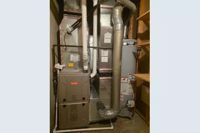 951 W Village Circle SE, Rochester, MN 55904 - Photo 15