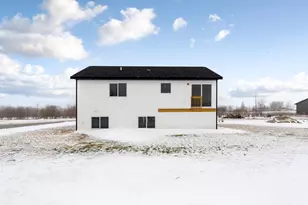 801 2nd St SE, Dodge Center, MN 55927 - Photo 7