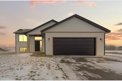801 2nd St SE, Dodge Center, MN 55927 - Photo 3