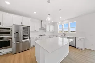 325 Ravencroft Rd, Waconia, MN 55387 - Photo 3