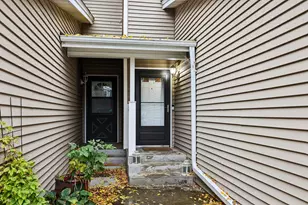 320 Karen Ln NE, Columbia Heights, MN 55421 - Photo 31