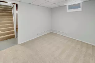 1147 Hoyt Ave W, Saint Paul, MN 55108 - Photo 17