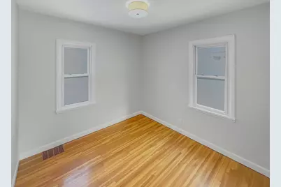 1147 Hoyt Avenue W, Saint Paul, MN 55108 - Photo 11