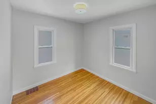 1147 Hoyt Ave W, Saint Paul, MN 55108 - Photo 11