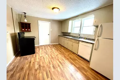 1109 3rd Street W, Menomonie, WI 54751 - Photo 5