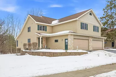 1482 Riverside Drive #1482, River Falls, WI 54022 - Photo 5
