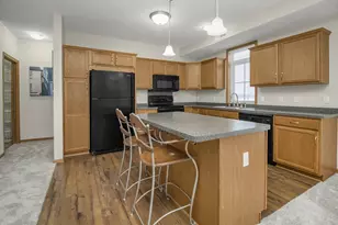 14587 Florissant Path, Apple Valley, MN 55124 - Photo 7