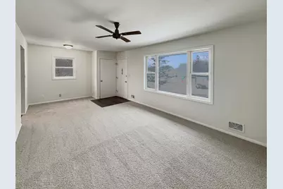 6648 4th Street N, Oakdale, MN 55128 - Photo 3