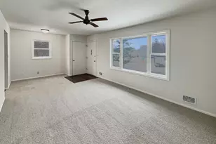 6648 4th St N, Oakdale, MN 55128 - Photo 3