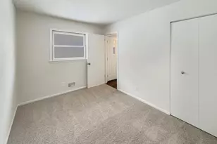 6648 4th St N, Oakdale, MN 55128 - Photo 9