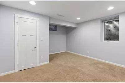 2465 Brunswick Avenue N, Golden Valley, MN 55422 - Photo 47