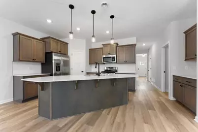 10502 Glenbrook Avenue S, Cottage Grove, MN 55016 - Photo 11