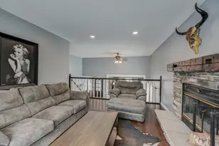 847 Lassie Ln, Hudson, WI 54016 - Photo 17