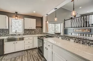 847 Lassie Ln, Hudson, WI 54016 - Photo 5