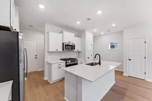 1530 Trellis Ln, West Saint Paul, MN 55118 - Photo 5