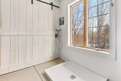 325 Highcroft Lane, Wayzata, MN 55391 - Photo 29