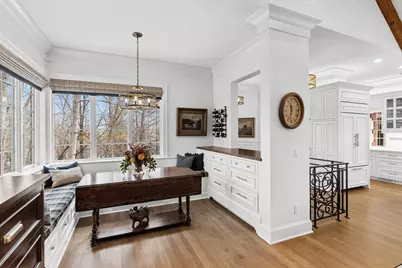 325 Highcroft Lane, Wayzata, MN 55391 - Photo 19