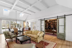 325 Highcroft Ln, Wayzata, MN 55391 - Photo 13