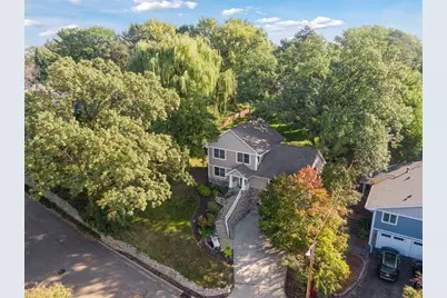 6425 Mildred Avenue, Edina, MN 55439 - Photo 3