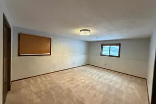 8925 Bass Creek Ct, Brooklyn Park, MN 55428 - Photo 15