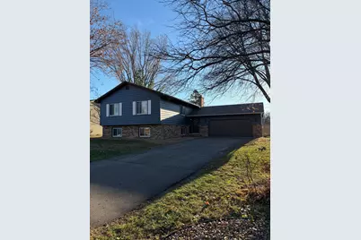 8925 Bass Creek Court, Brooklyn Park, MN 55428 - Photo 5