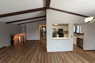 8925 Bass Creek Ct, Brooklyn Park, MN 55428 - Photo 3