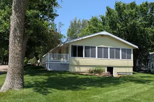 121 W Rowena St, Ivanhoe, MN 56142 - Photo 39